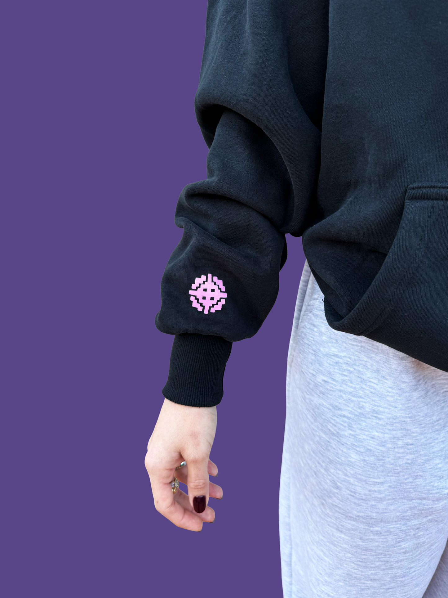 FELPA CON CAPPUCCIO NERA Edizione Limitata 1/1 REWOZISLIKE © - Unisex